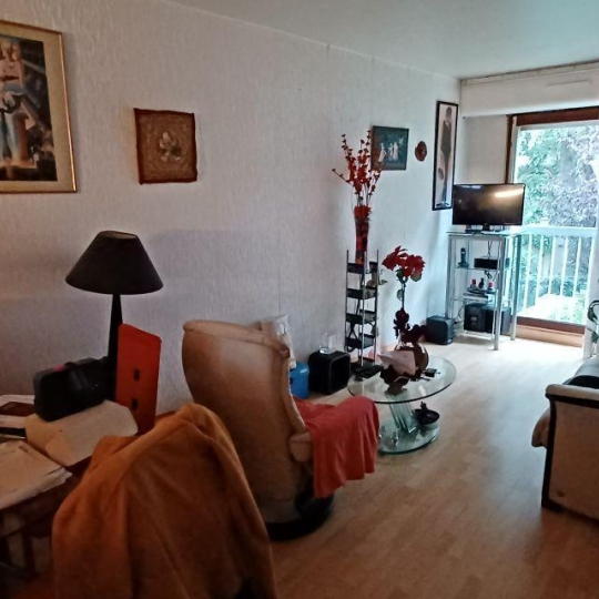  Annonces VILLEJUIF : Appartement | PARIS (75018) | 46 m2 | 340 200 € 