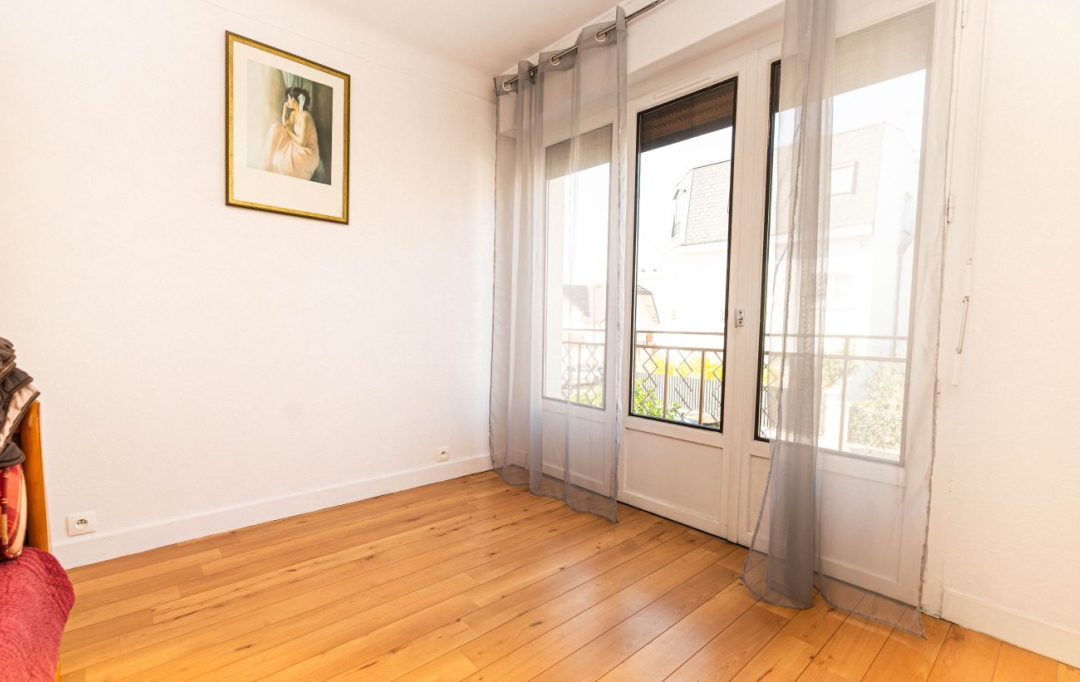 Annonces VILLEJUIF : House | CLAMART (92140) | 197 m2 | 1 133 600 € 