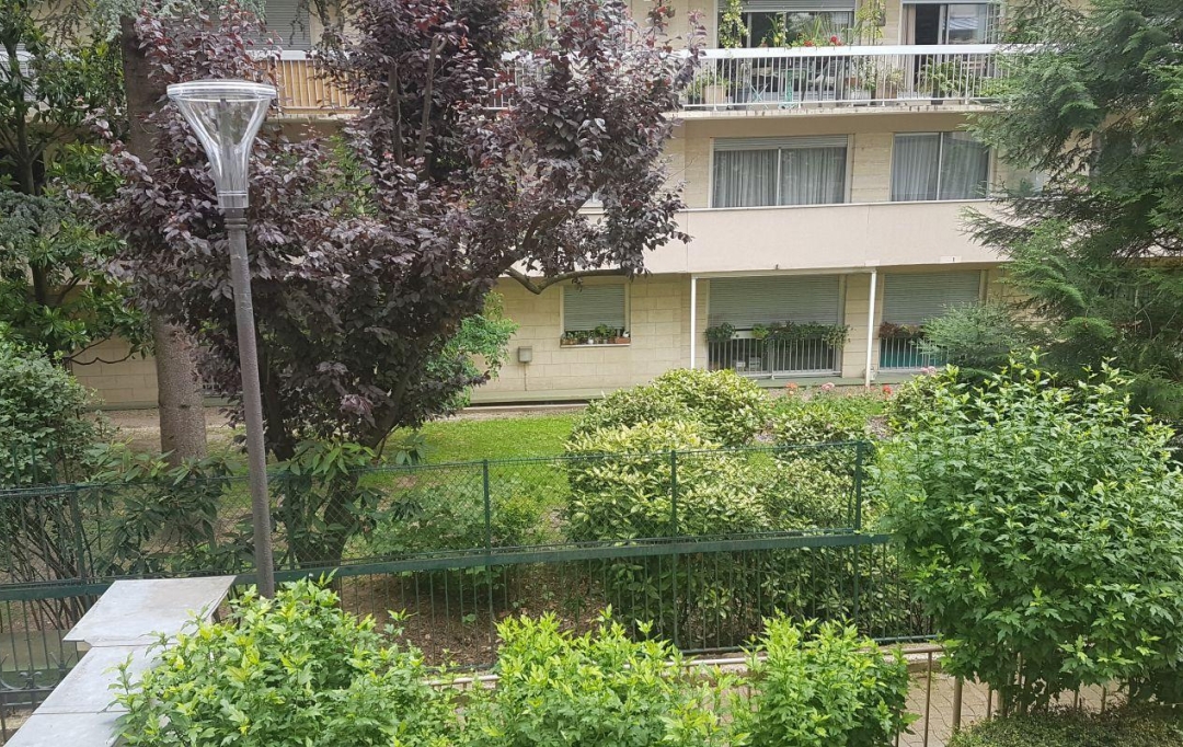 Annonces VILLEJUIF : Appartement | PARIS (75018) | 46 m2 | 340 200 € 