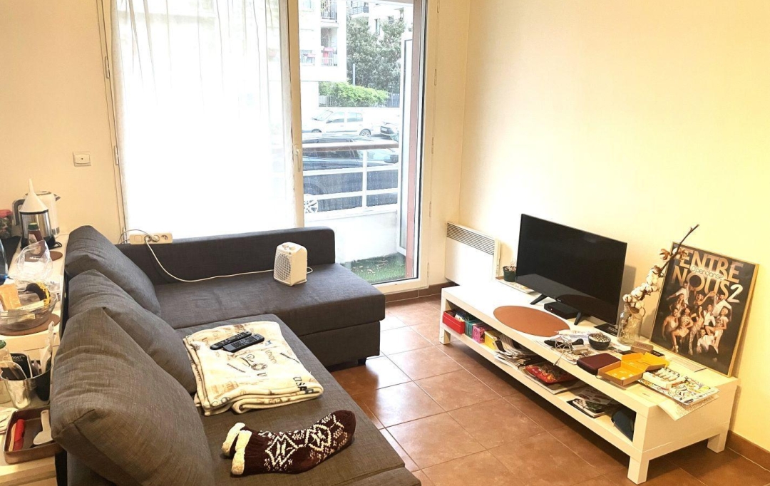 Annonces VILLEJUIF : Appartement | ISSY-LES-MOULINEAUX (92130) | 31 m2 | 1 036 € 