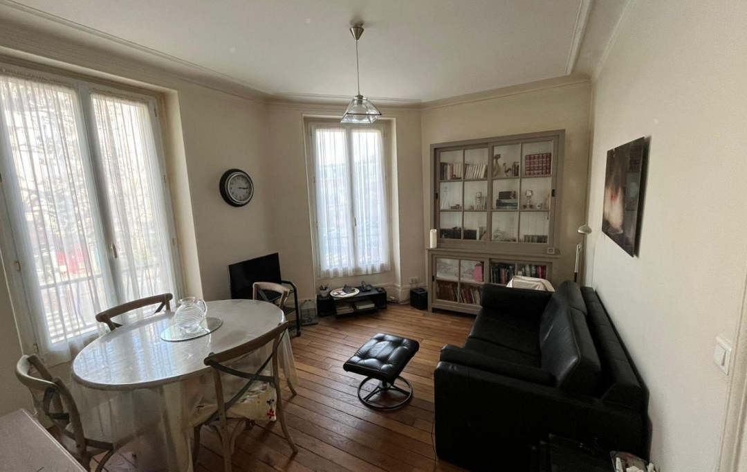 Annonces VILLEJUIF : Appartement | CHARENTON-LE-PONT (94220) | 50 m2 | 435 000 € 