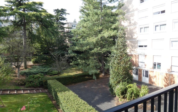 Annonces VILLEJUIF : Appartement | VELIZY-VILLACOUBLAY (78140) | 64 m2 | 320 000 € 